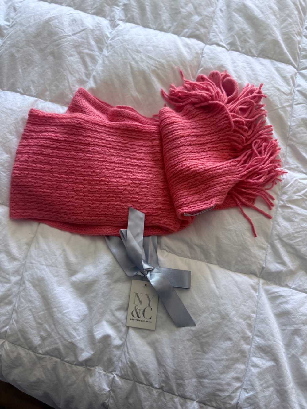 New York & Company Mauve Pink Cable Knit Scarf & Gloves Gift Set | NWT